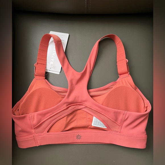Athleta Ultimate Adjustable Bra. - Picture 6 of 11